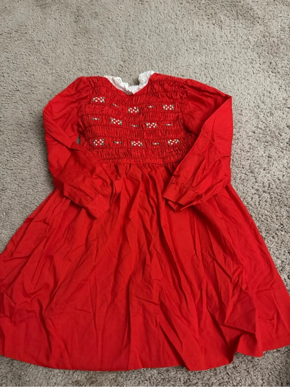 VTG Polly Flinders Red Smocked Dress Embroidery Toddler Size 6 Christmas USA